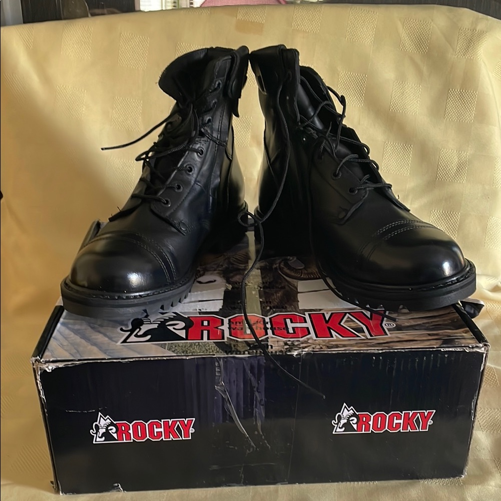 11 M Men's Rocky Side Zipper Jump Boots
